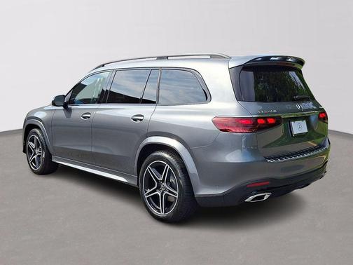 2025 Mercedes-Benz GLS 450 4MATIC