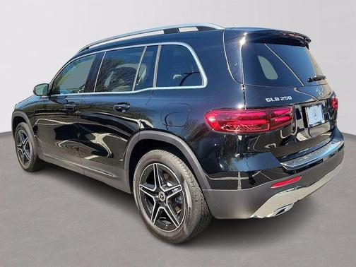 2026 Mercedes-Benz GLB 250 Base 4MATIC