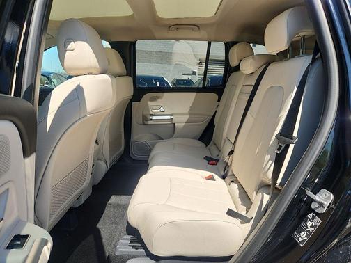 2026 Mercedes-Benz GLB 250 Base 4MATIC