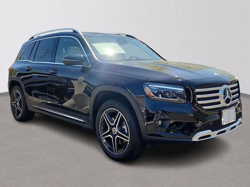 2026 Mercedes-Benz GLB 250 Base 4MATIC