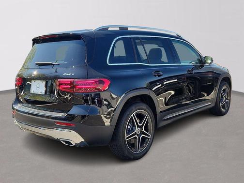 2026 Mercedes-Benz GLB 250 Base 4MATIC