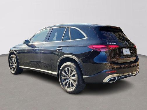 White 2026 Mercedes-Benz GLC 300 Base 4MATIC
