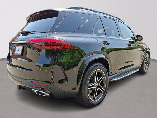 Black 2024 Mercedes-Benz GLE 450 4MATIC