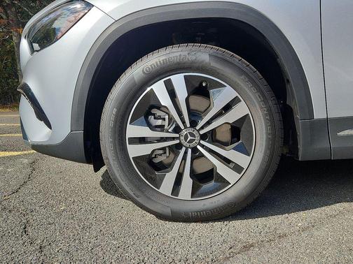 2026 Mercedes-Benz GLA 250 Base 4MATIC
