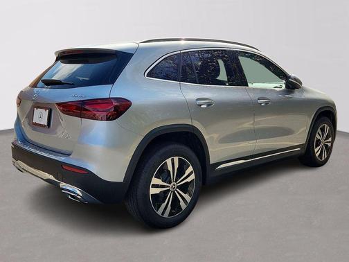 2026 Mercedes-Benz GLA 250 Base 4MATIC