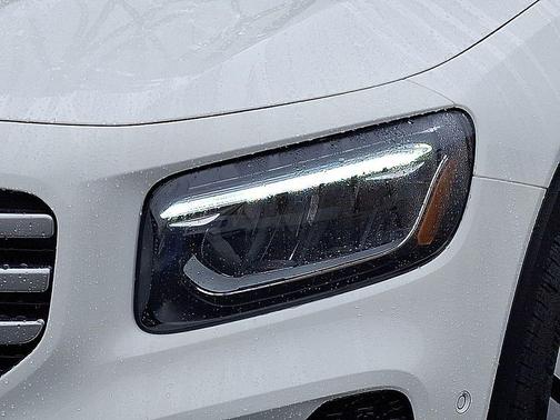 2025 Mercedes-Benz GLB 250 Base 4MATIC