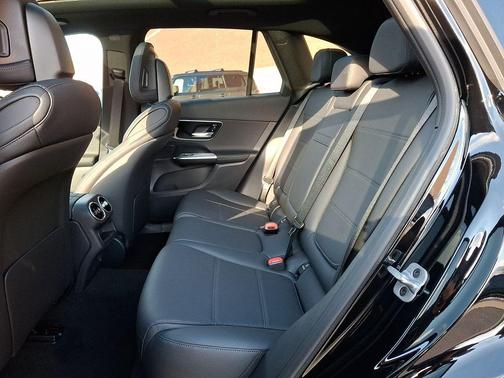 2026 Mercedes-Benz GLC 300 Base 4MATIC