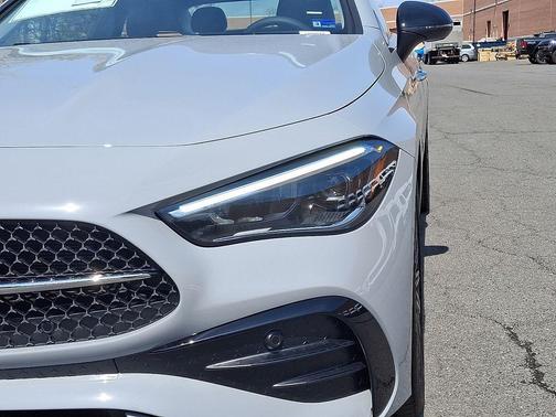 2026 Mercedes-Benz CLE 300 Base 4MATIC