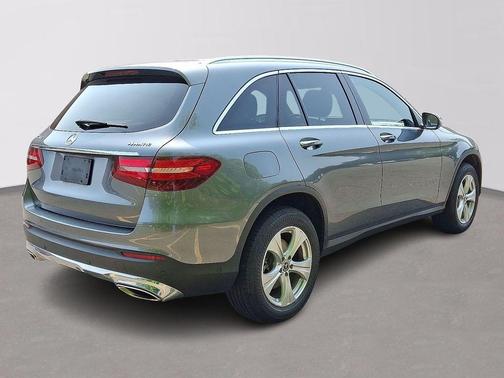 2018 Mercedes-Benz GLC 300 Base 4MATIC