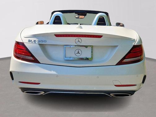 Diamond White 2020 Mercedes-Benz SLC 300 Base