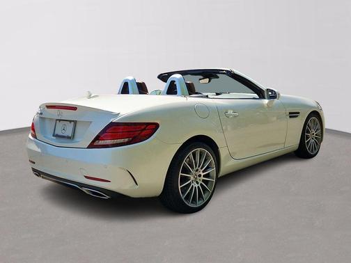Diamond White 2020 Mercedes-Benz SLC 300 Base
