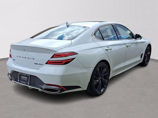2023 Genesis G70 3.3T