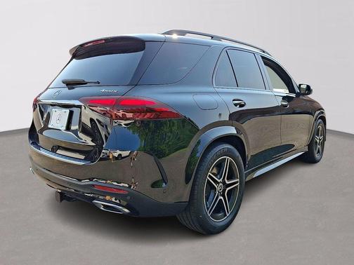 Black 2026 Mercedes-Benz GLE 450 4MATIC