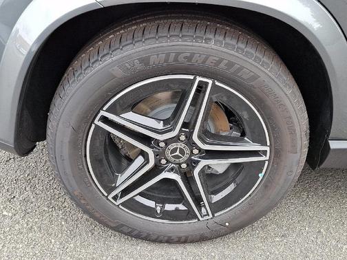 Gray Metallic 2026 Mercedes-Benz GLE 350 Base 4MATIC
