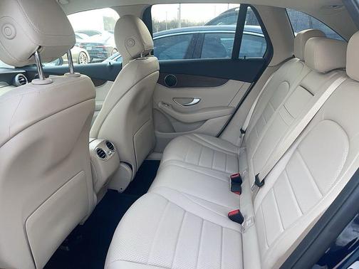 2022 Mercedes-Benz GLC 300 Base 4MATIC