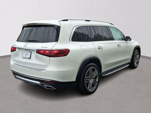 2026 Mercedes-Benz GLS 450