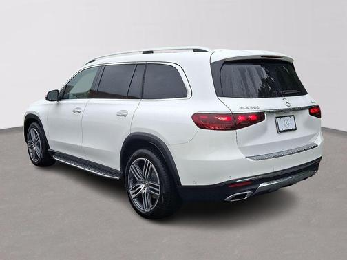 2026 Mercedes-Benz GLS 450