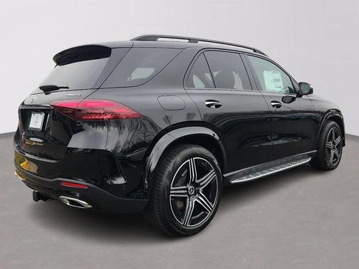 Black 2026 Mercedes-Benz GLE 450 4MATIC