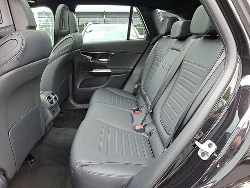 2025 Mercedes-Benz GLC 300 Base 4MATIC