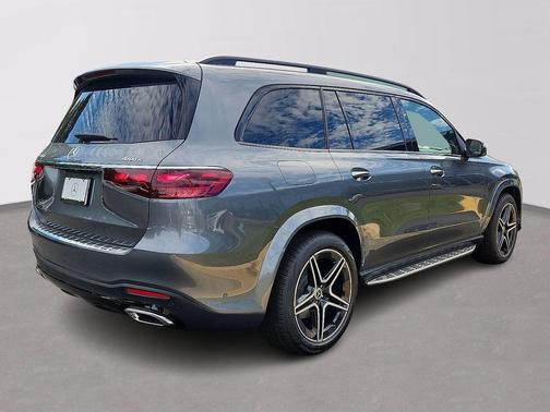2026 Mercedes-Benz GLS 450 