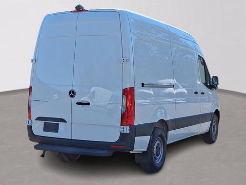 2025 Mercedes-Benz Sprinter 2500 Standard Roof