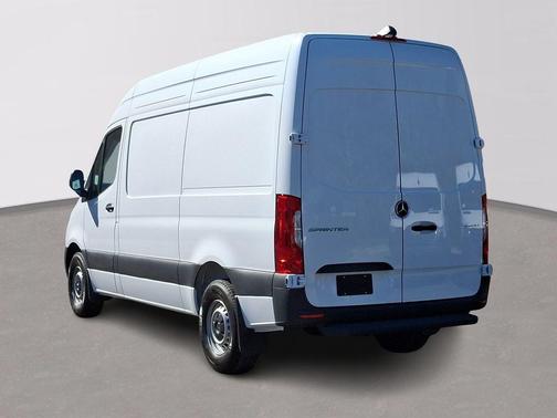 2025 Mercedes-Benz Sprinter 2500 Standard Roof