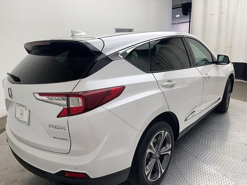 Platinum White Pearl 2024 Acura RDX Advance Package