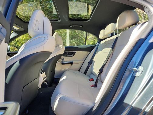 2026 Mercedes-Benz C-Class 