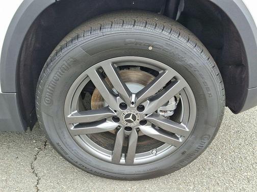 2026 Mercedes-Benz GLA 250 Base 4MATIC