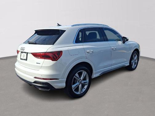 Ibis White 2020 Audi Q3 45 S line Premium