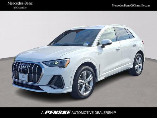 Ibis White 2020 Audi Q3 45 S line Premium