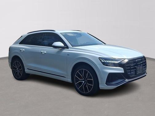 Glacier White Metallic 2023 Audi Q8 55 Premium Plus