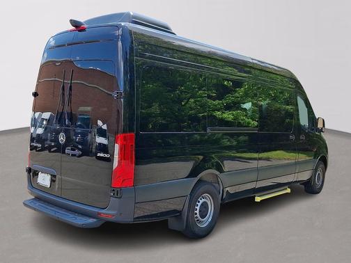 2026 Mercedes-Benz Sprinter 2500 High Roof