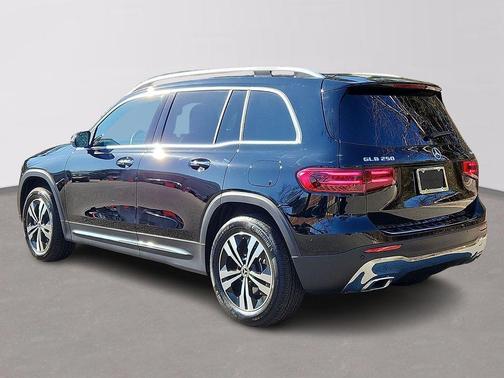 2025 Mercedes-Benz GLB 250 Base 4MATIC