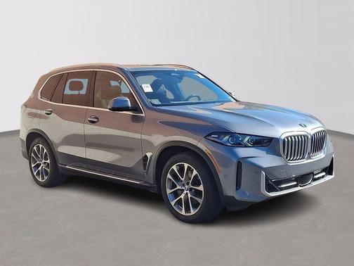 Gray Metallic 2026 BMW X5 xDrive40i