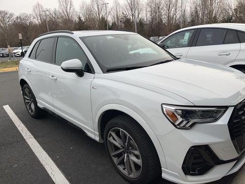 2023 Audi Q3 45 S line Premium