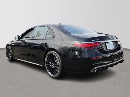 2026 Mercedes-Benz AMG S 63 E Base