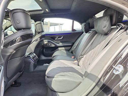 2026 Mercedes-Benz AMG S 63 E Base