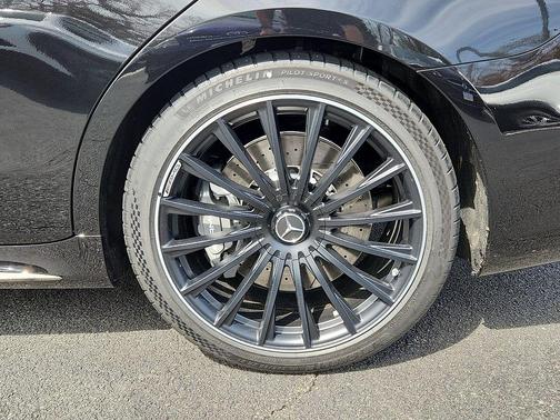 2026 Mercedes-Benz AMG S 63 E Base