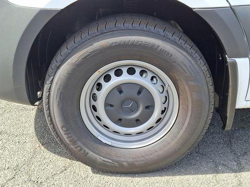 2026 Mercedes-Benz Sprinter 2500 High Roof