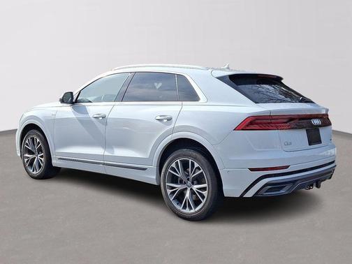 2020 Audi Q8 55 Premium Plus