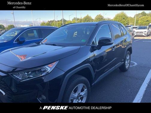 2021 Toyota RAV4 Hybrid XLE