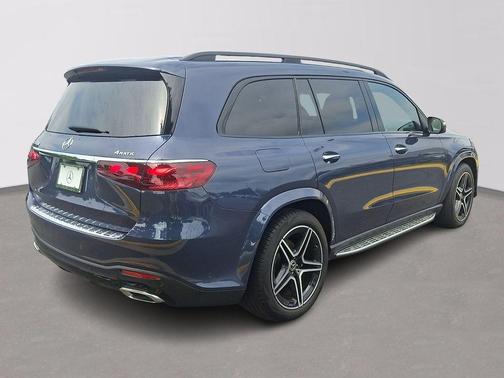 Twilight Blue Metallic 2026 Mercedes-Benz GLS 450 4MATIC