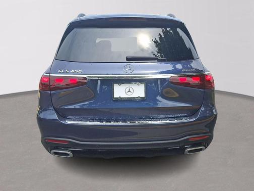 Twilight Blue Metallic 2026 Mercedes-Benz GLS 450 4MATIC