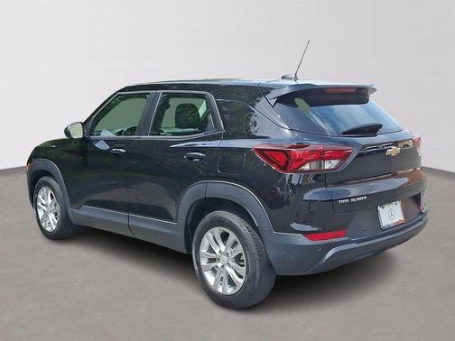 Black Metallic 2021 Chevrolet Trailblazer LS