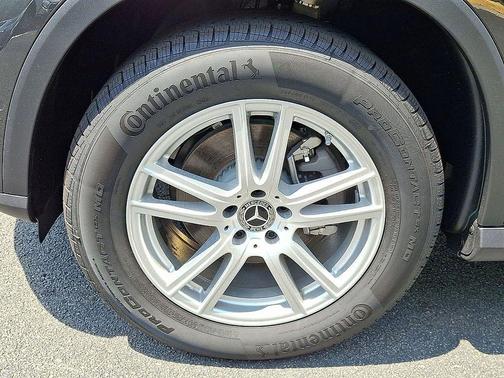 2025 Mercedes-Benz GLC 300 Base 4MATIC