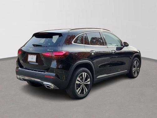 2026 Mercedes-Benz GLA 250 Base 4MATIC