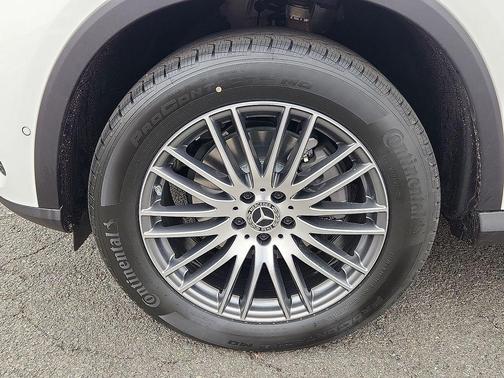 2026 Mercedes-Benz GLC 300 Base 4MATIC