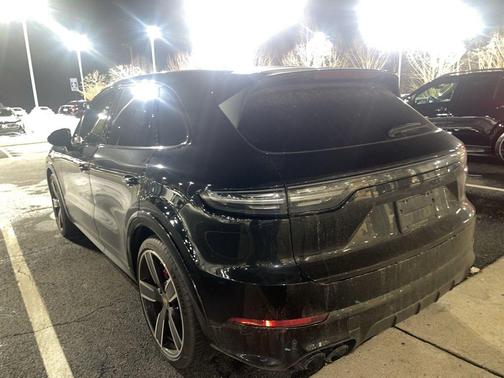 2023 Porsche Cayenne GTS