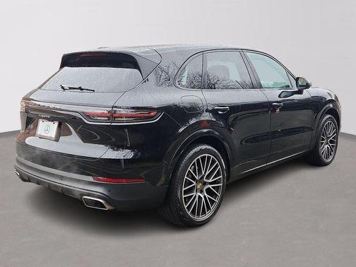 2021 Porsche Cayenne Base